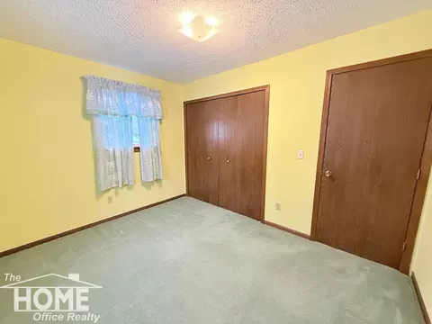Bedroom - 2401 W Beard, Perry, MI 48872 photo 3 of 4