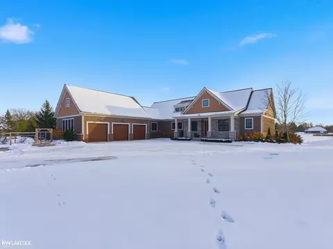 19350 33 Mile, Armada, MI 48005