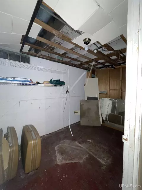 Other - 231 Ogden, Escanaba, MI 49829 photo 13 of 15