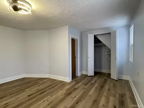 Other - 231 Ogden, Escanaba, MI 49829 photo 5 of 15