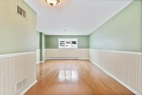 Living - 235 Cherry, Frankenmuth, MI 48734 photo 4 of 8
