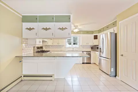 Kitchen - 235 Cherry, Frankenmuth, MI 48734 photo 1 of 5