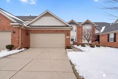 20762 Bishop, Trenton, MI 48183