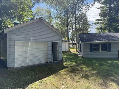 3431 Lakeshore, Gladwin, MI 48624 photo 9