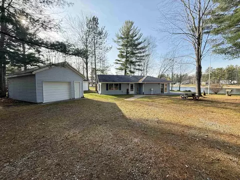 3431 Lakeshore, Gladwin, MI 48624 photo 3