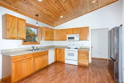 Kitchen - 4294 Turtle, Turner, MI 48765 photo 1 of 2