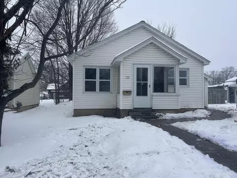 128 E Breen, Kingsford, MI 49802