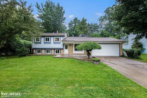 Exterior - 3675 Anvil, Troy, MI 48083 photo 2 of 6