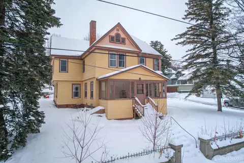 218 Harris, Hancock, MI 49930