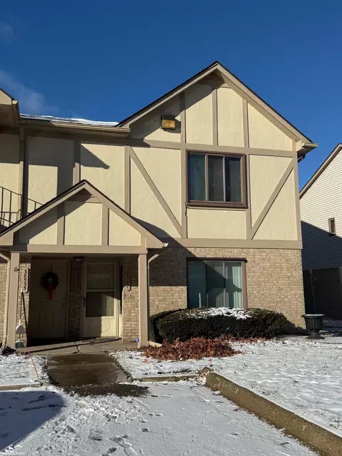 38539 Wellington, Clinton Township, MI 48036