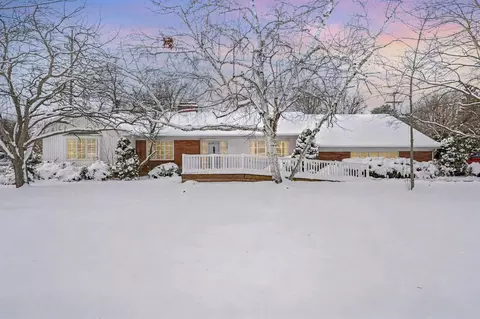 4738 Maplewood, Bay City, MI 48706