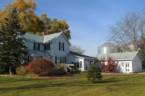 1324 Townline 14, Auburn, MI 48611