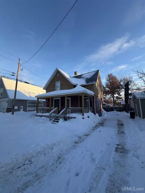 218 N Mckenzie, Negaunee, MI 49866
