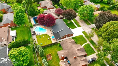 View/Area - 528 Hidden, Grosse Pointe Woods, MI 48236 photo 1 of 1