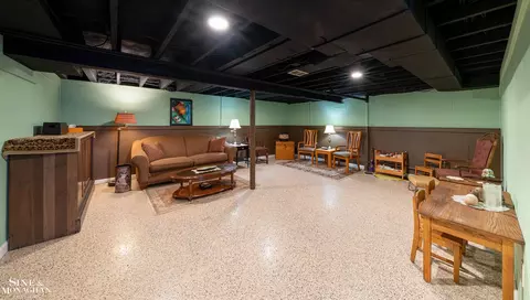 Other - 528 Hidden, Grosse Pointe Woods, MI 48236 photo 3 of 5