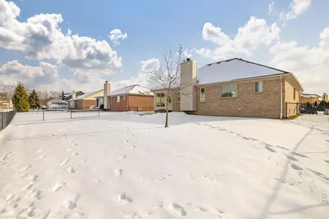 22561 Bluewater Dr, Macomb, MI 48044 photo 35