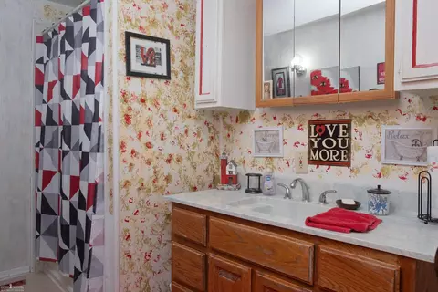 Bath - 302 E State, Corunna, MI 48817 photo 1 of 2