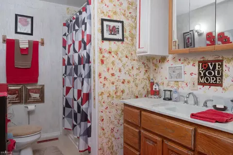 Bath - 302 E State, Corunna, MI 48817 photo 2 of 2