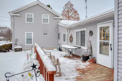 Exterior - 302 E State, Corunna, MI 48817 photo 2 of 4