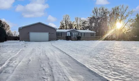 4525 Prospect, Vassar, MI 48768