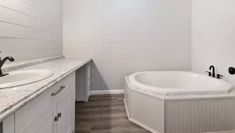 Bath - 4525 Prospect, Vassar, MI 48768 photo 2 of 2