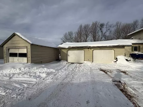 7894 E Smt, Bessemer, MI 49911 photo 3