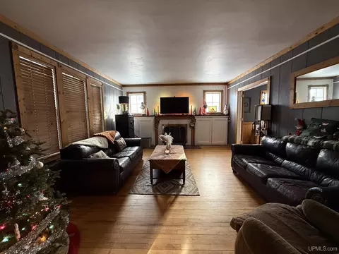 7894 E Smt, Bessemer, MI 49911 photo 11