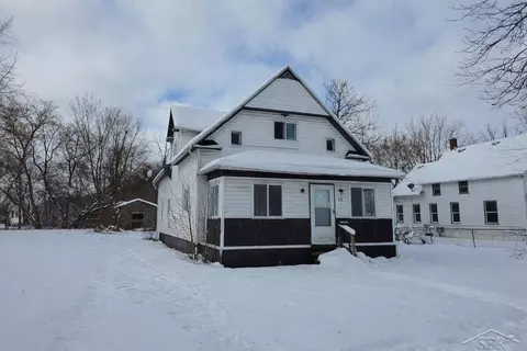 821 S 11th, Saginaw, MI 48601