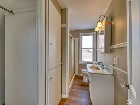 Bath - 527 E Fifth, Monroe, MI 48161 photo 2 of 3