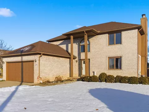 47044 Pamela, Macomb, MI 48044 photo 3
