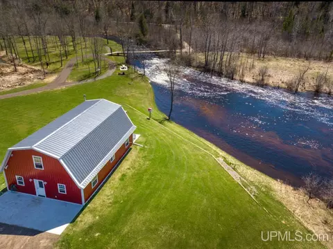 W2323 M69, Foster City, MI 49834