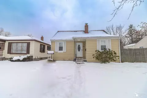 35247 Currier, Wayne, MI 48184