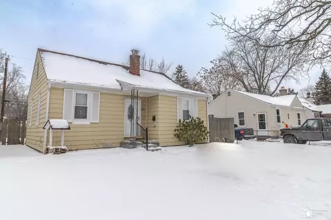 Exterior - 35247 Currier, Wayne, MI 48184 photo 2 of 5