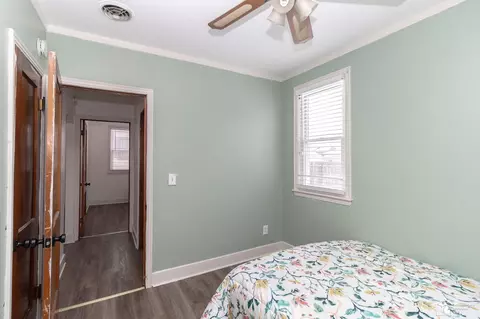Bedroom - 35247 Currier, Wayne, MI 48184 photo 5 of 6