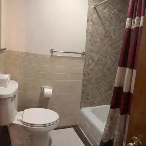 Bath - 2790 Grove, Standish, MI 48658 photo 3 of 4