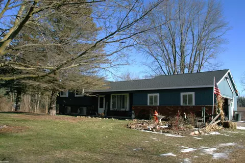 4805 S Lapeer, Metamora, MI 48455
