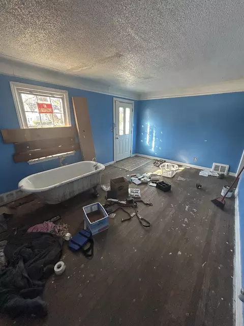 Other - 2302 Copeman, Flint, MI 48504 photo 2 of 7
