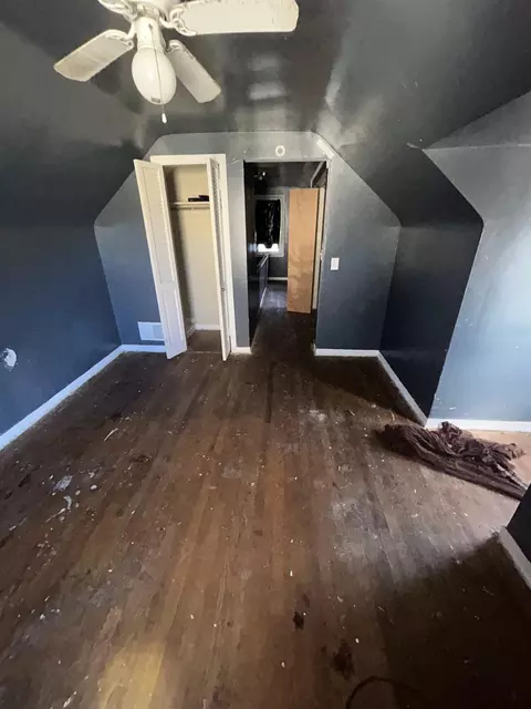 Bedroom - 2302 Copeman, Flint, MI 48504 photo 5 of 6