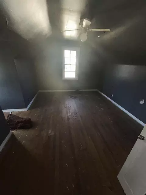 Bedroom - 2302 Copeman, Flint, MI 48504 photo 6 of 6