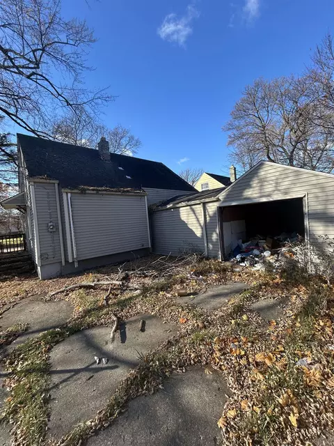 Exterior - 2302 Copeman, Flint, MI 48504 photo 3 of 4