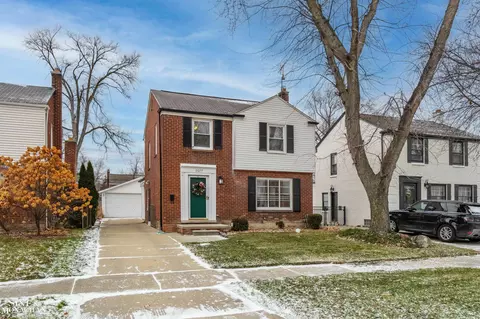 19277 Raymond, Grosse Pointe Woods, MI 48236 photo 36
