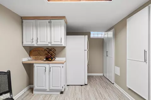 19277 Raymond, Grosse Pointe Woods, MI 48236 photo 30