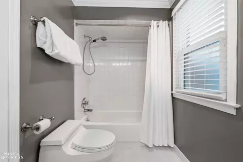 19277 Raymond, Grosse Pointe Woods, MI 48236 photo 21