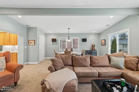 19277 Raymond, Grosse Pointe Woods, MI 48236 photo 18