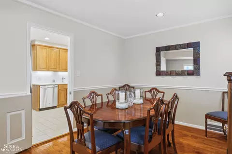 19277 Raymond, Grosse Pointe Woods, MI 48236 photo 8