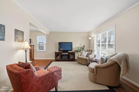 19277 Raymond, Grosse Pointe Woods, MI 48236 photo 5