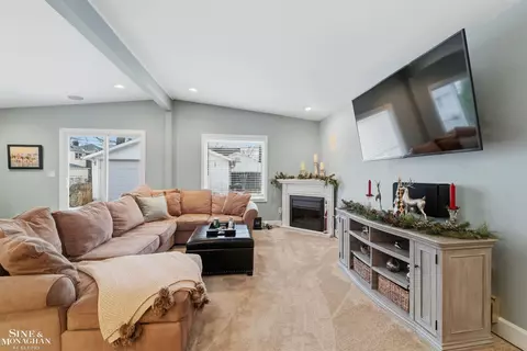 19277 Raymond, Grosse Pointe Woods, MI 48236 photo 13