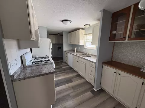 Kitchen - 10304 Baker, Clio, MI 48420 photo 4 of 4