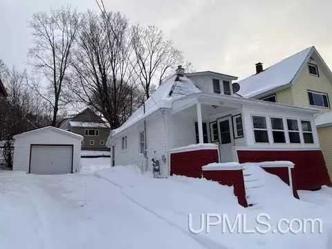 607 W Edwards, Houghton, MI 49931