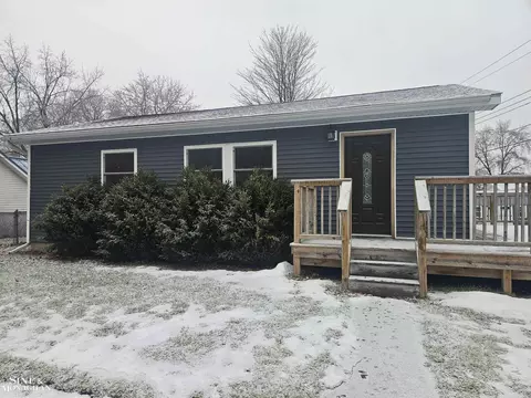 4335 West St, Cass City, MI 48726